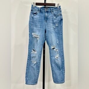 Judy Blue Light Blue Distressed Boyfriend Jeans